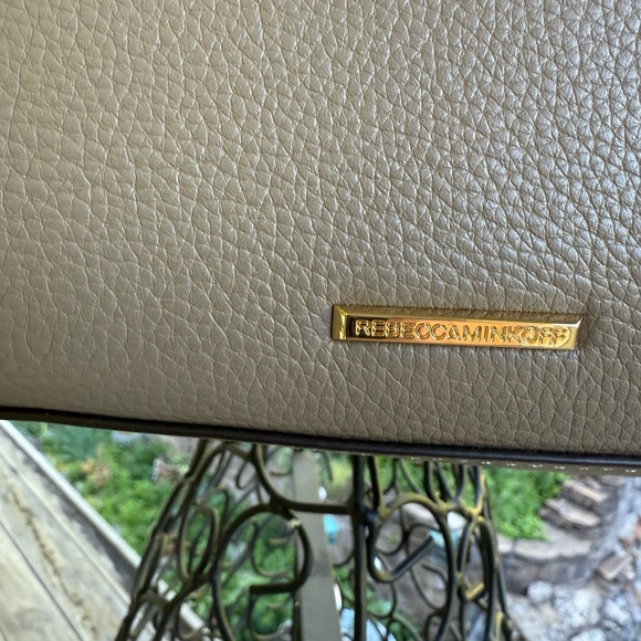 👜 Rebecca Minkoff Blair Tote in Mushroom – NWT 💼✨ - Picture 4 of 11